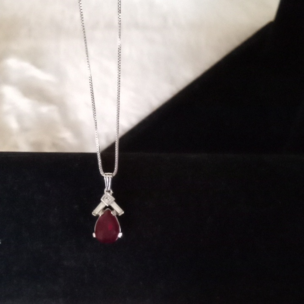 Sterling silver necklace with clear and red crystals. 9" chain and 3/4" pendant. - Picture 2 of 7